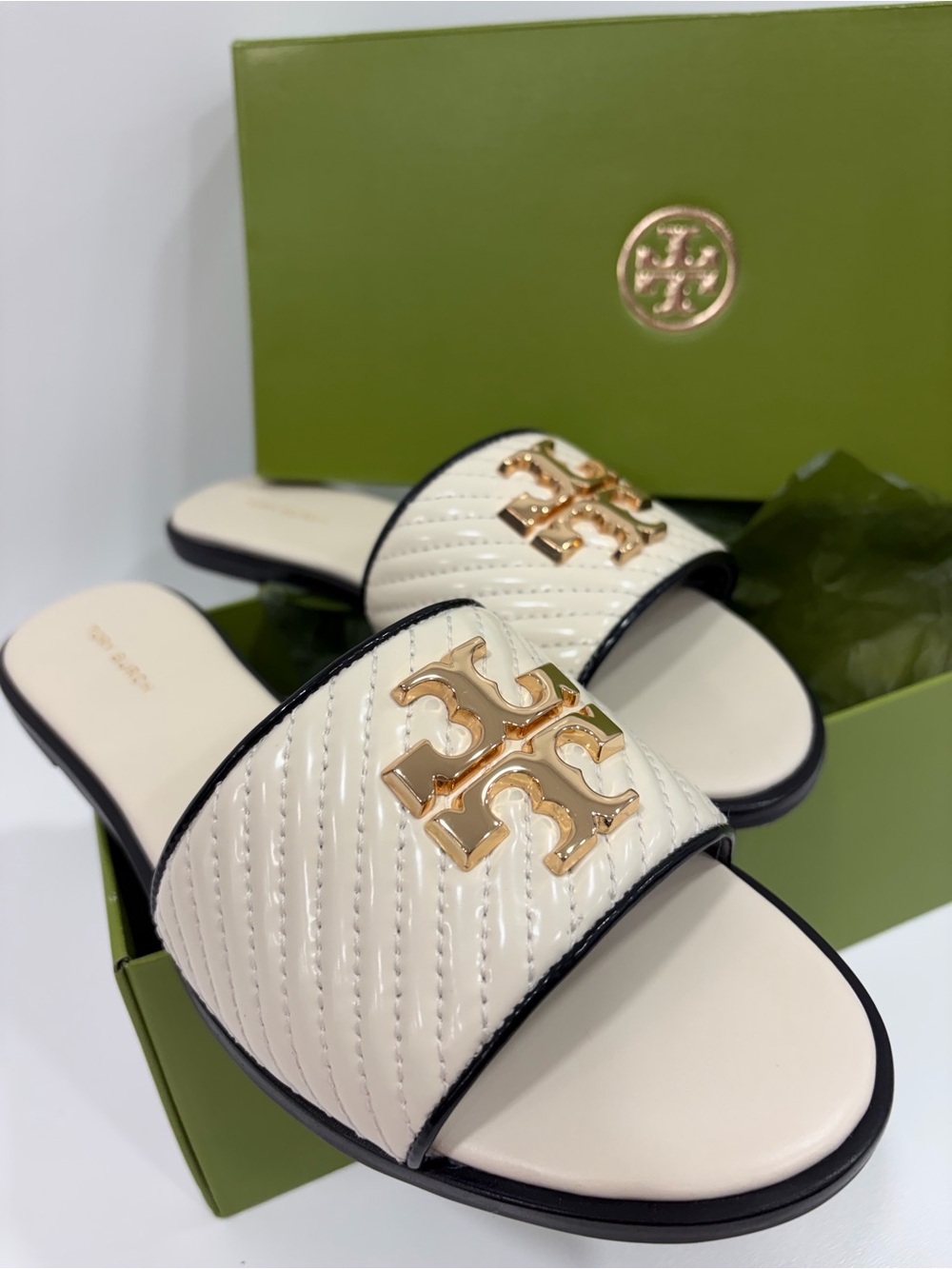 New in Box Tory Burch Everly Leather Slide, Light Cream, LIMITED EDITION 9